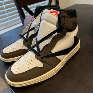 Air Jordan 1 Travis Scott size 9.5
